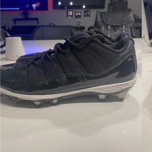 Jordan 11 football cleats